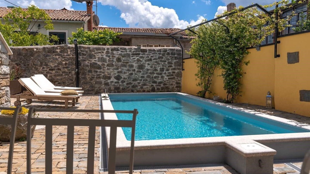 Photo of Outdoor in Gracisce