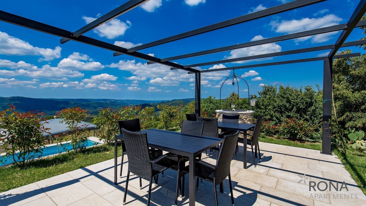 Photo of Outdoor in Vrh