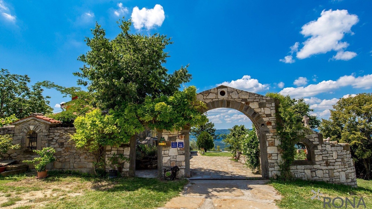 Photo of Outdoor in Vrh