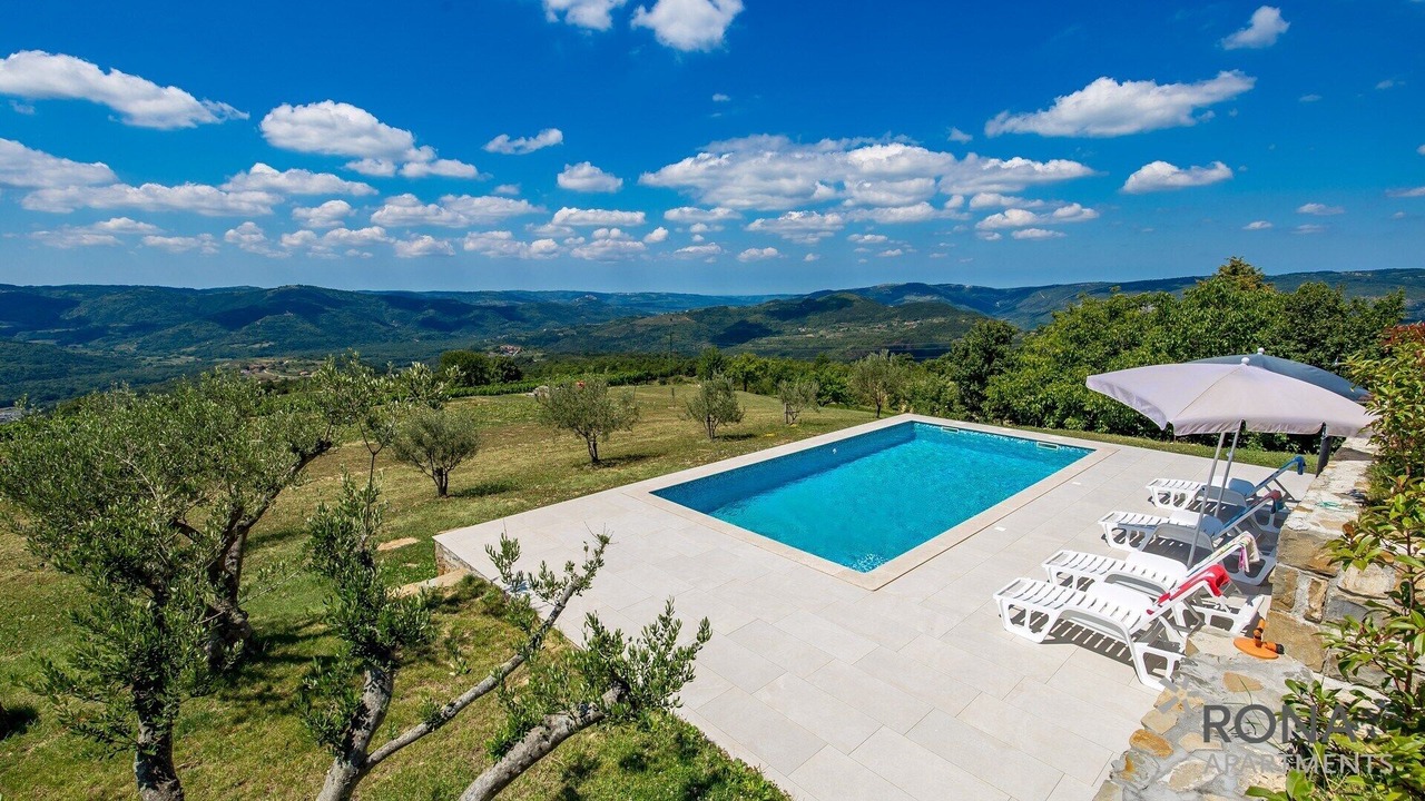 Photo of Outdoor in Vrh