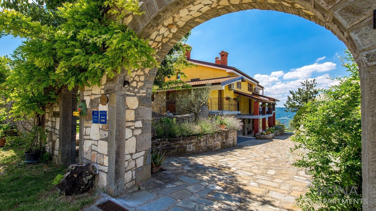 Photo of Outdoor in Vrh