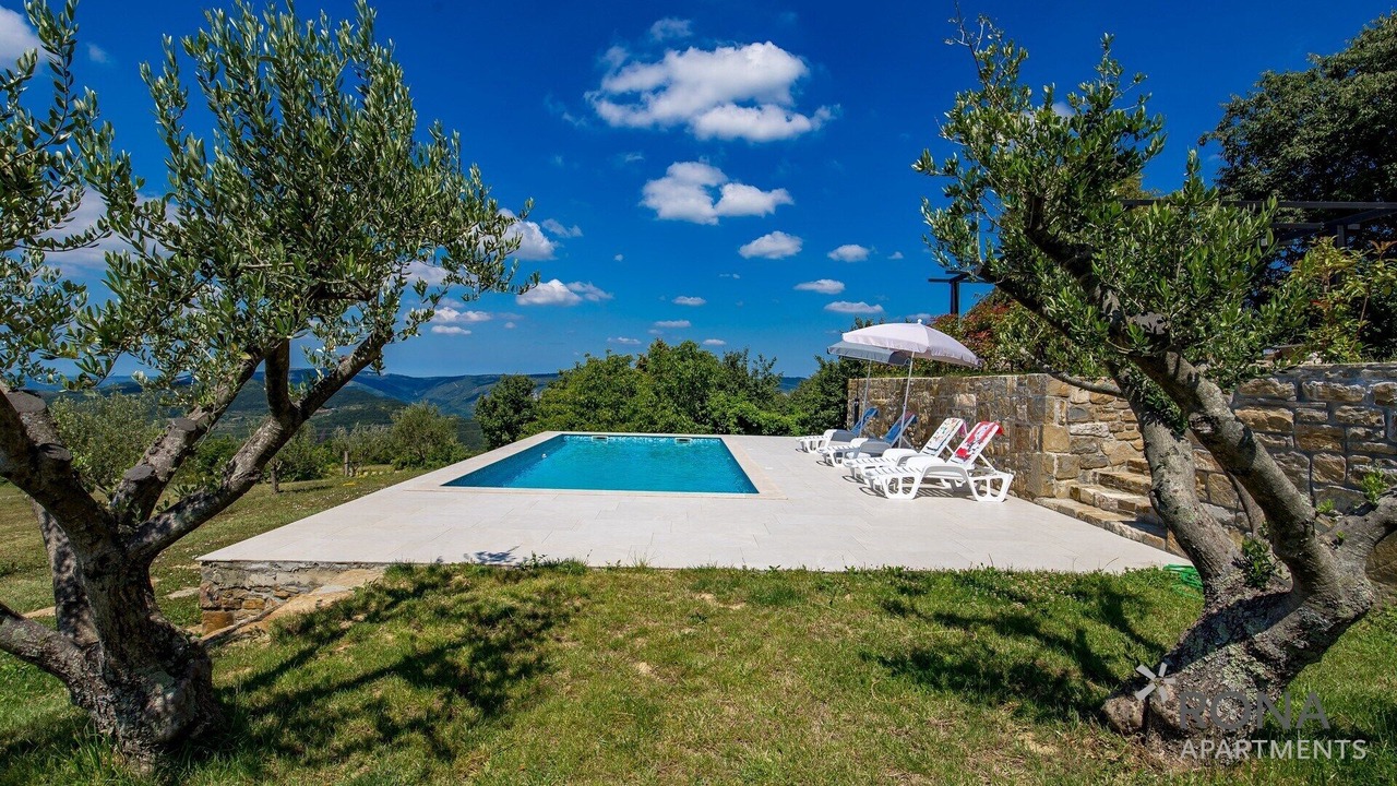 Photo of Outdoor in Vrh