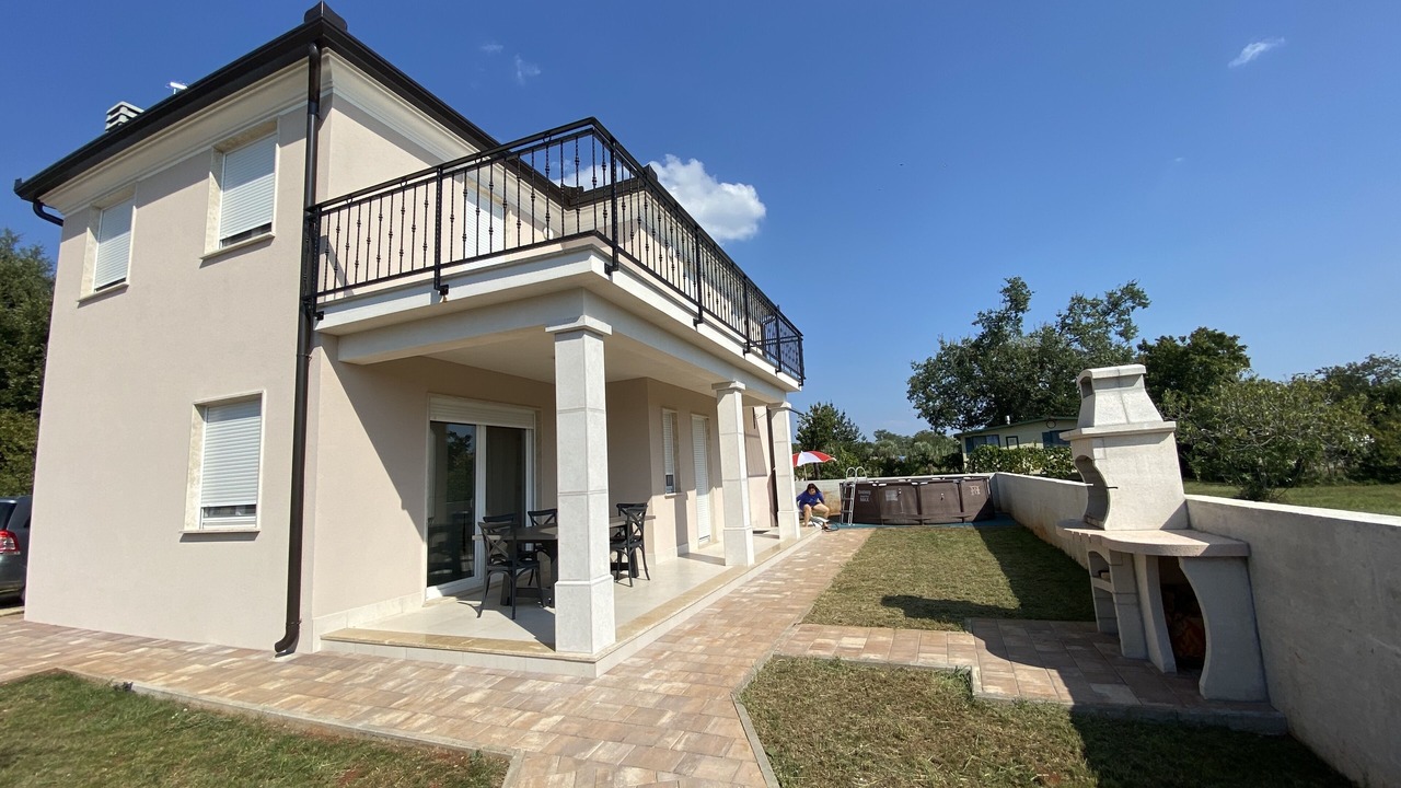 Photo of Patio Balcony in Babici