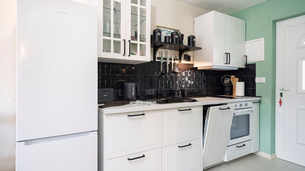 Photo of Kitchen in Zirje