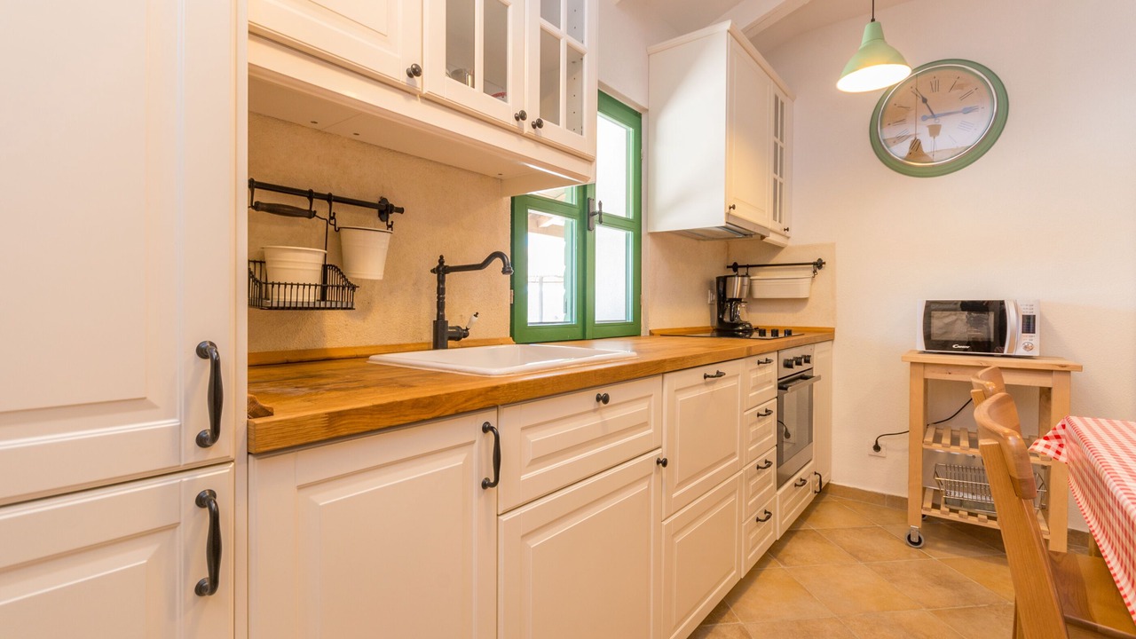 Photo of Kitchen in Pakostane