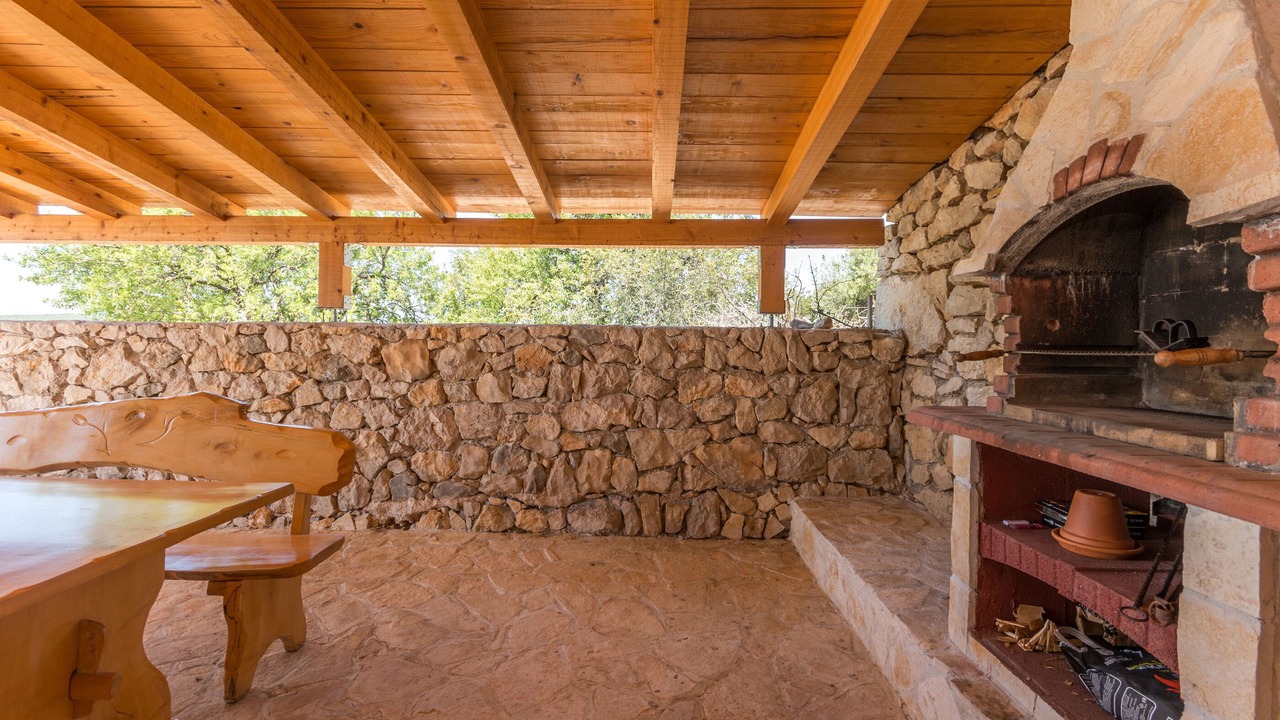 Photo of Outdoor in Pakostane