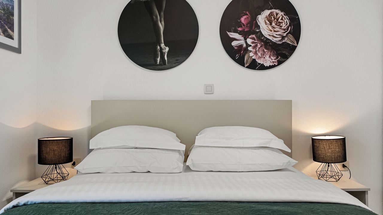 Photo of Bedroom in Duce