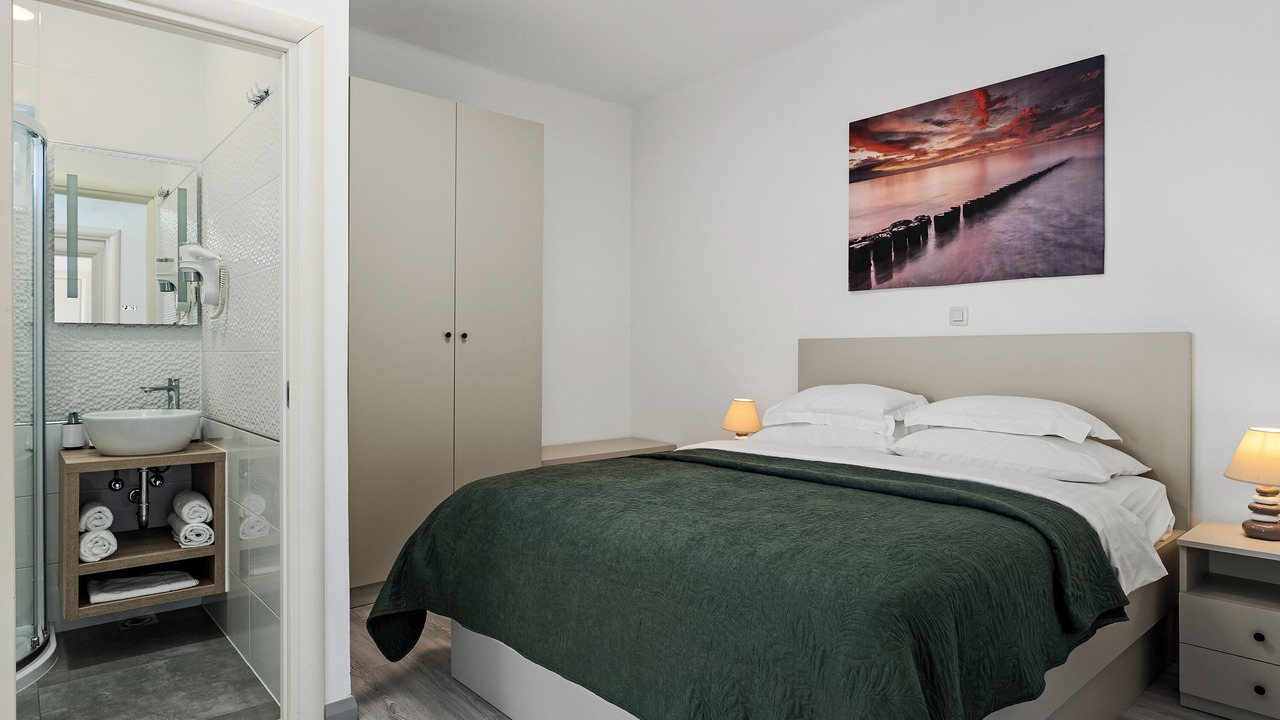 Photo of Bedroom in Duce