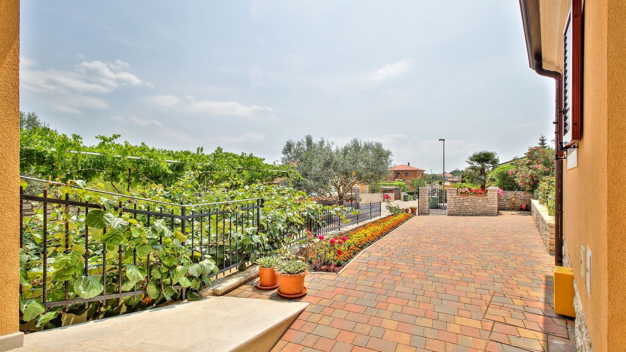 Photo of Patio Balcony in Kastel