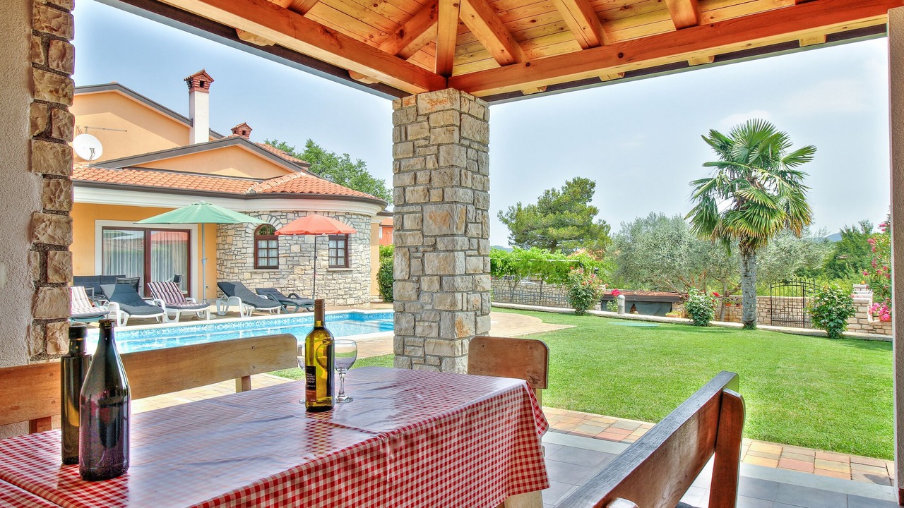 Photo of Outdoor in Kastel