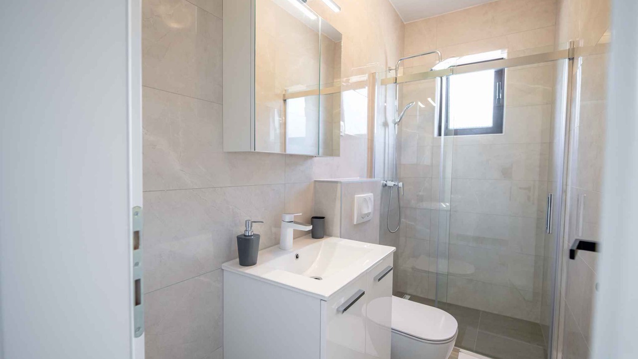 Photo of Bathroom in Seline