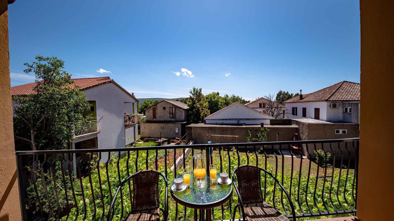 Photo of Outdoor in Seline