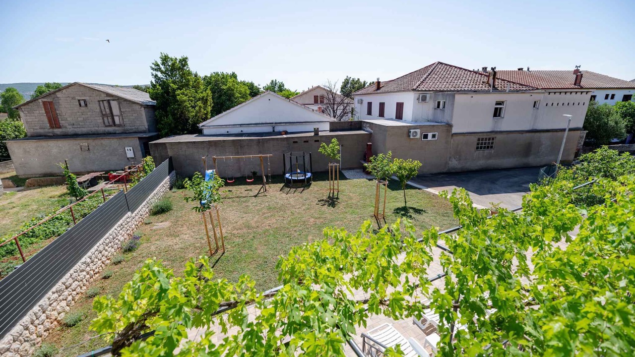 Photo of Outdoor in Seline