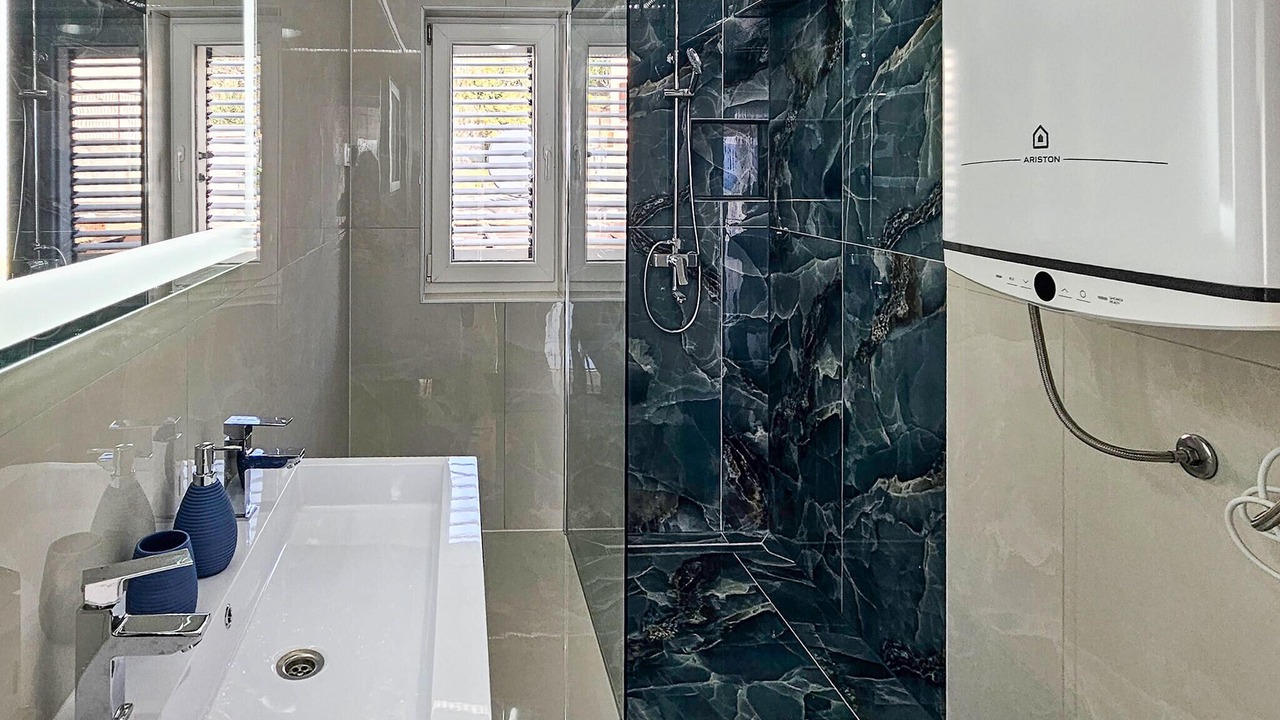 Photo of Bathroom in Vratarusa