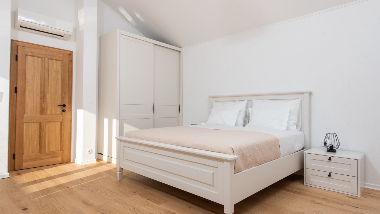 Photo of Bedroom in Sumartin