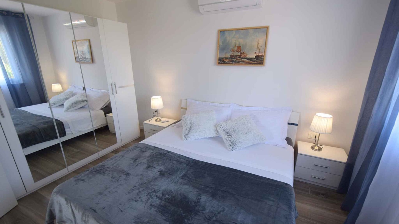 Photo of Bedroom in Porat