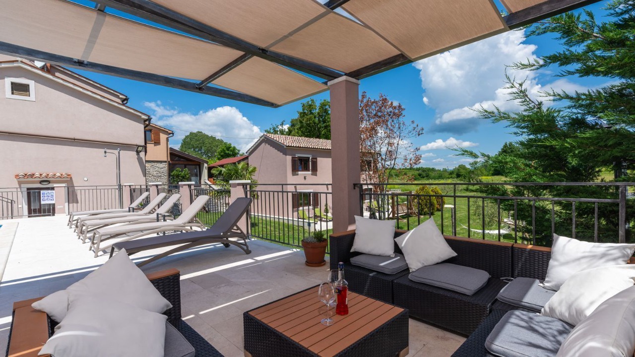 Photo of Patio Balcony in Pican