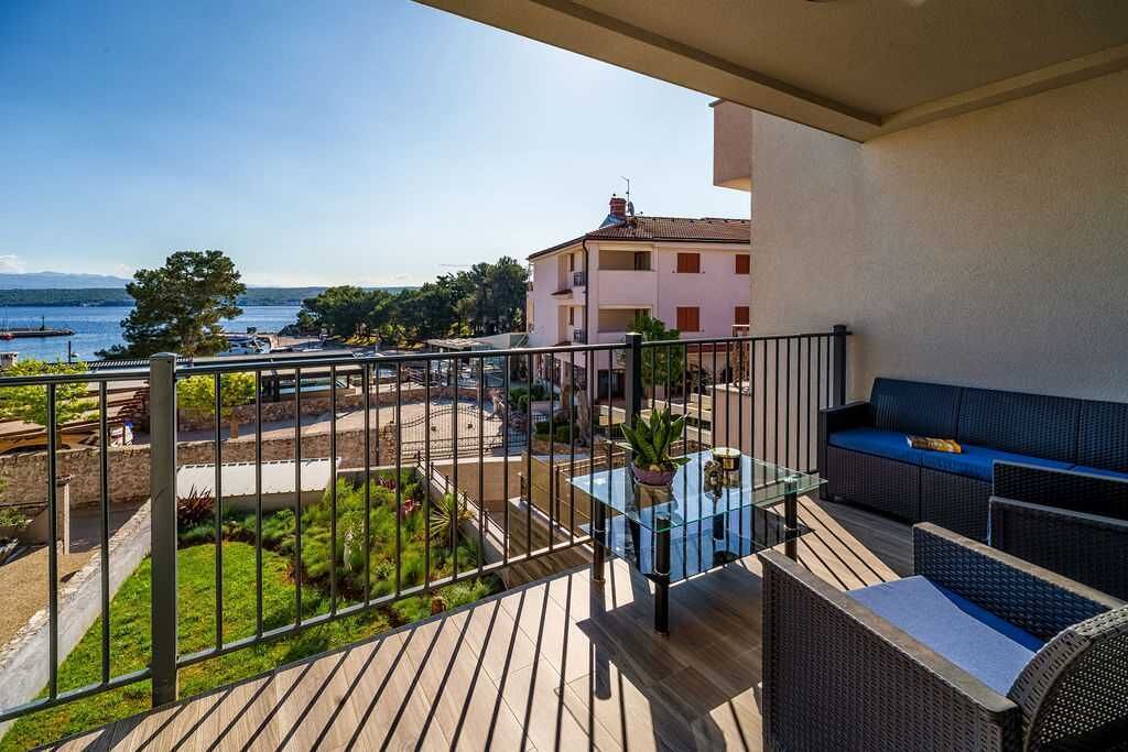 Photo of Patio Balcony in Porat