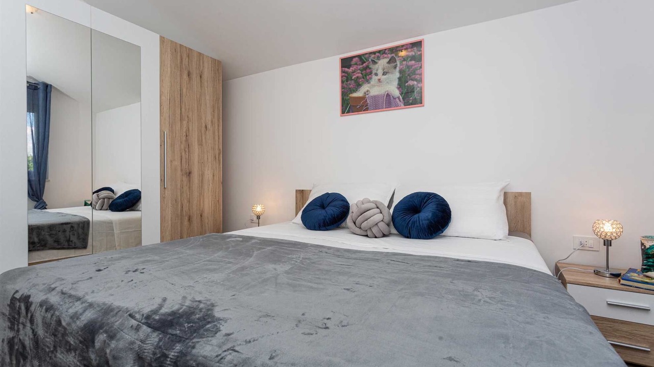 Photo of Bedroom in Porat