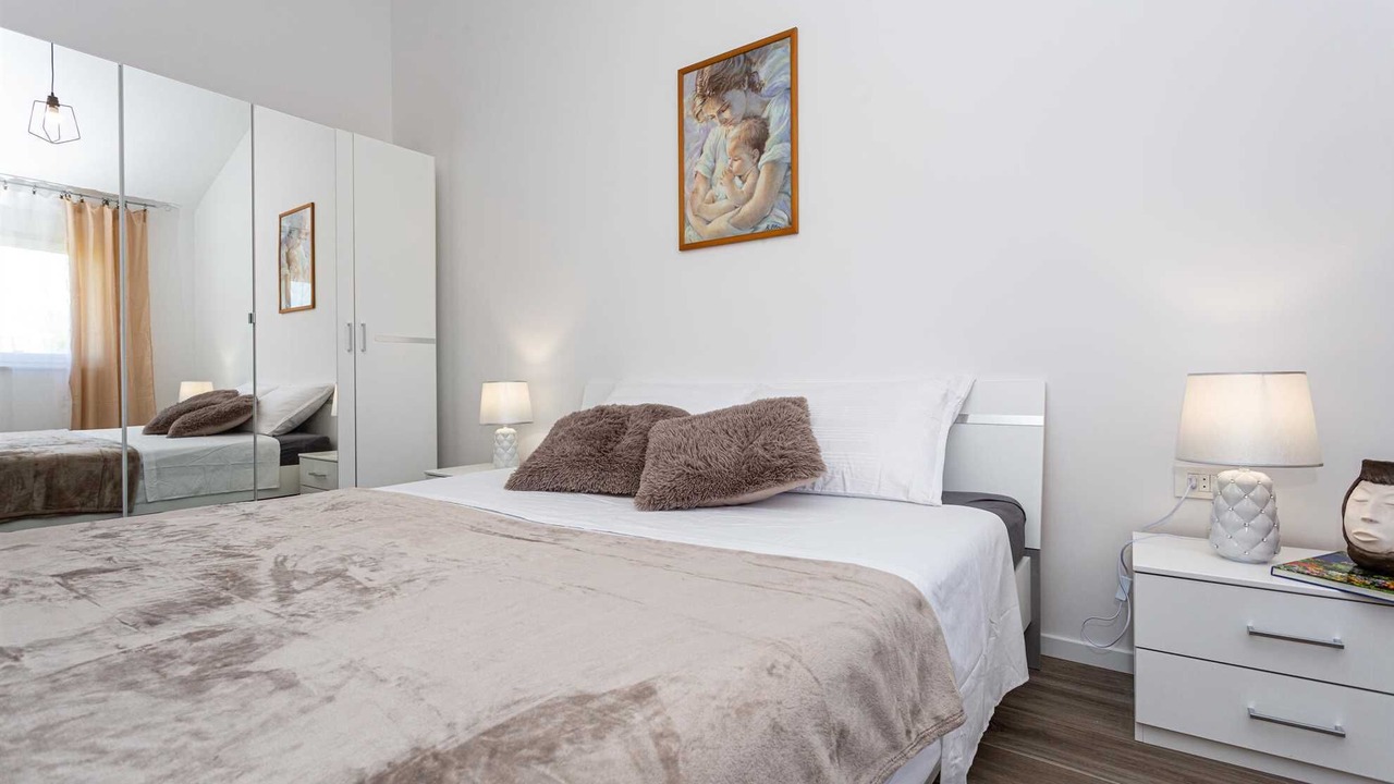 Photo of Bedroom in Porat