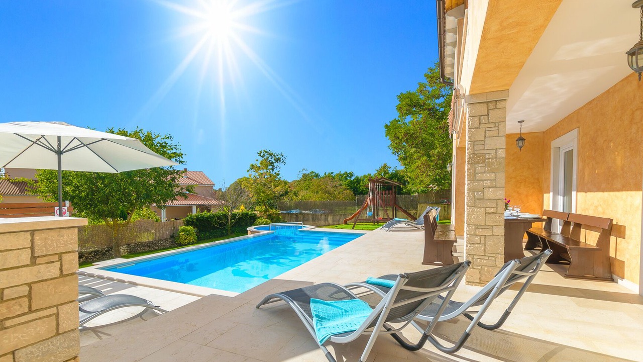 Photo of Outdoor in Ferlini