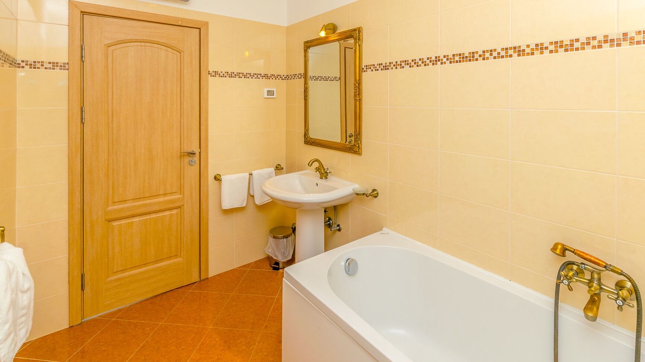 Photo of Bathroom in Ferlini