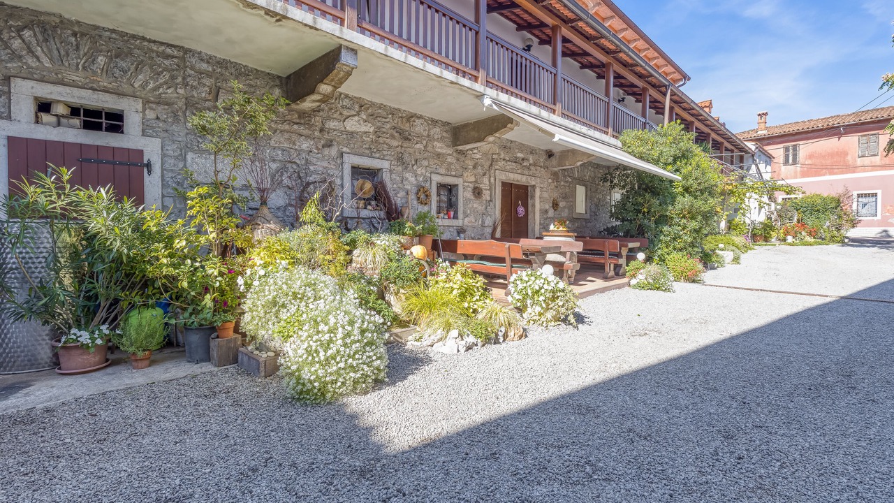 Photo of Outdoor in Sezana