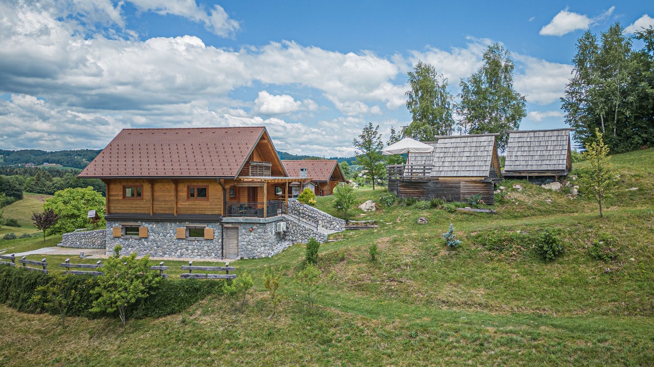 Photo of Outdoor in Bostanj