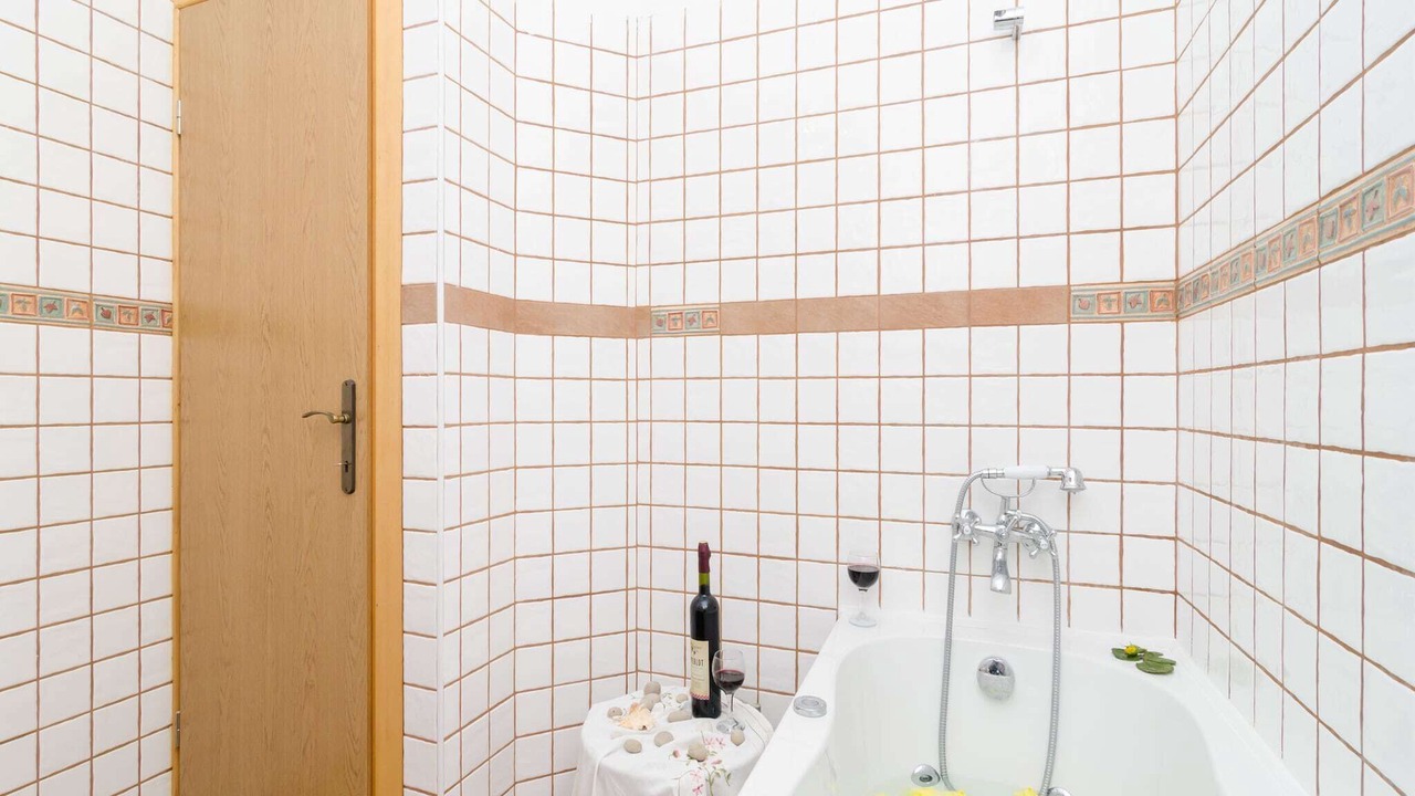 Photo of Bathroom in Popovici