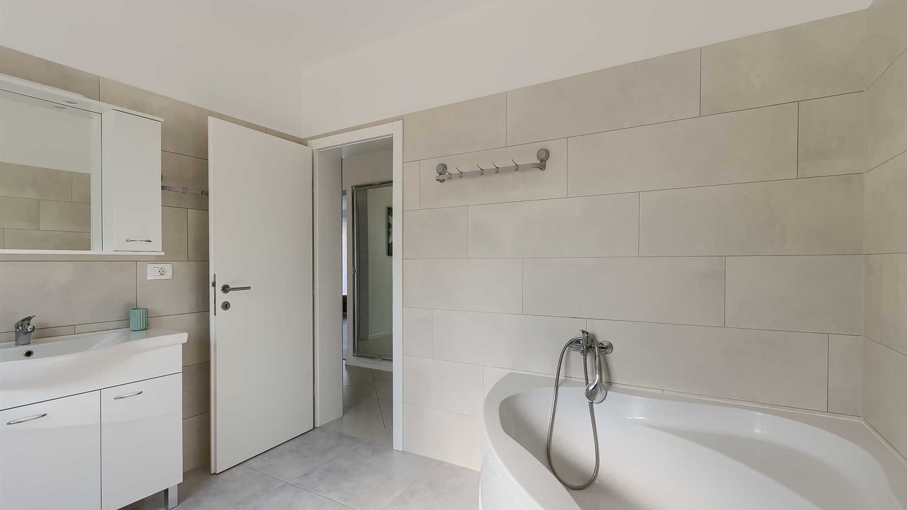 Photo of Bathroom in Radini