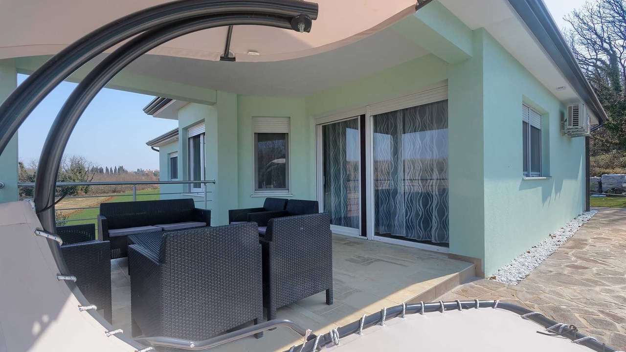 Photo of Patio Balcony in Radini