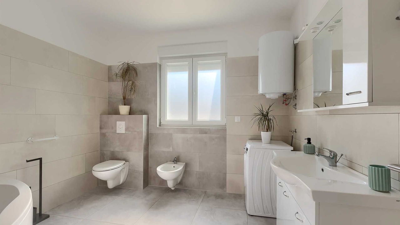 Photo of Bathroom in Radini