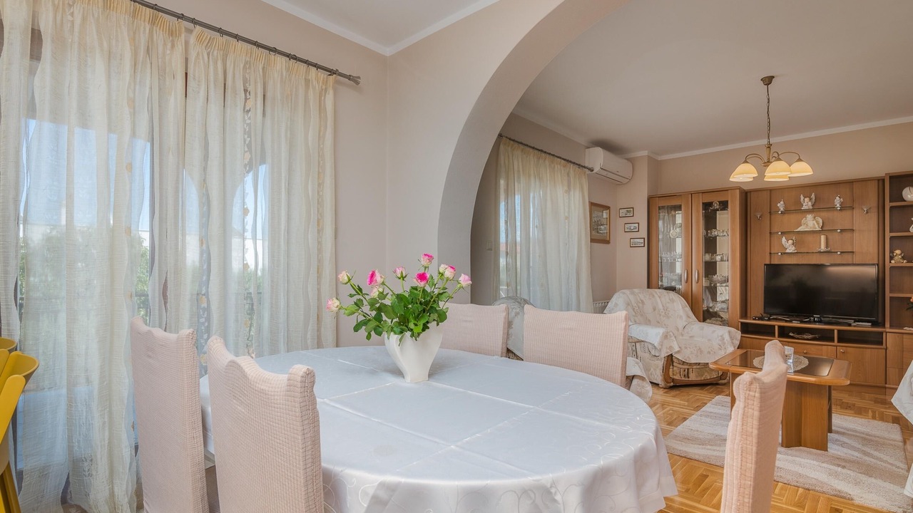 Photo of Livingroom in Porat