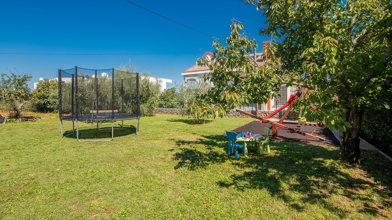 Photo of Outdoor in Porat