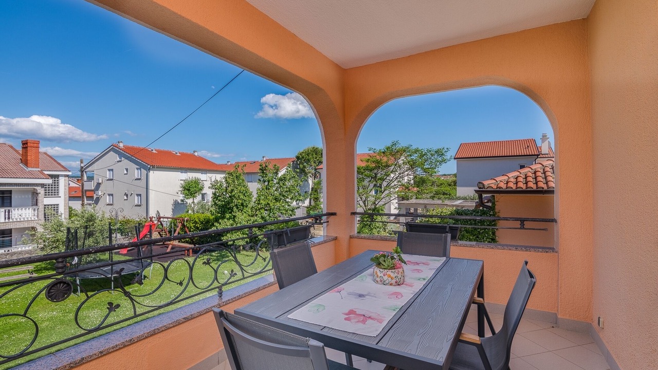 Photo of Outdoor in Porat