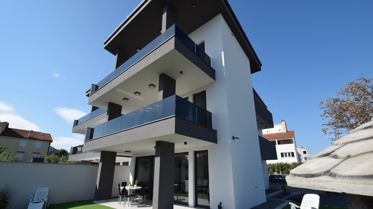 Photo of Outdoor in Porat