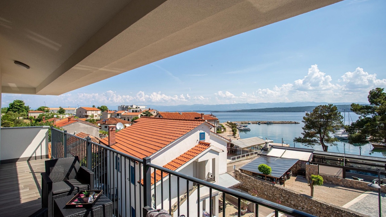 Photo of Others in Porat