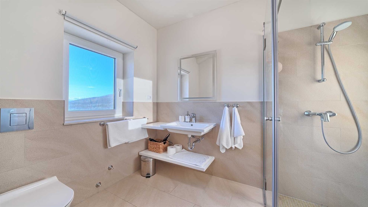 Photo of Bathroom in Pitve