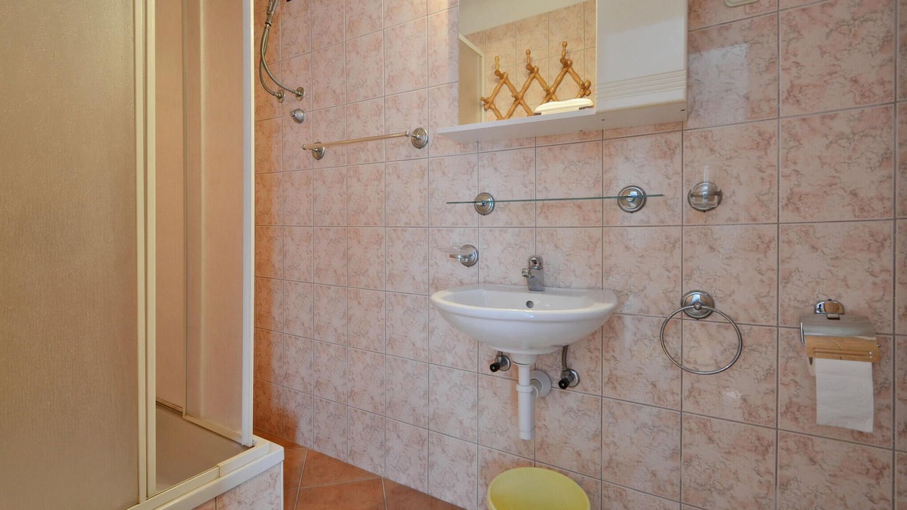 Photo of Bathroom in Kneza