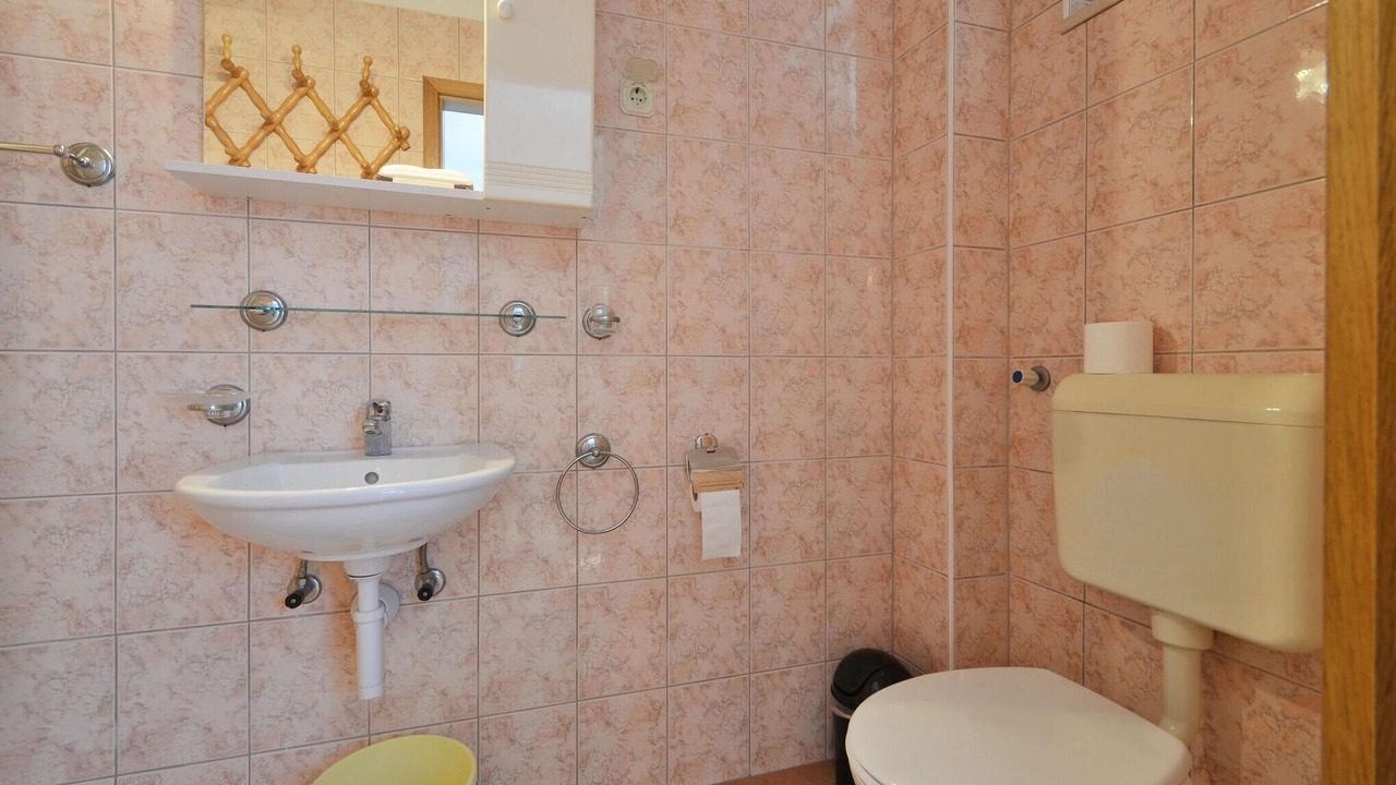 Photo of Bathroom in Kneza