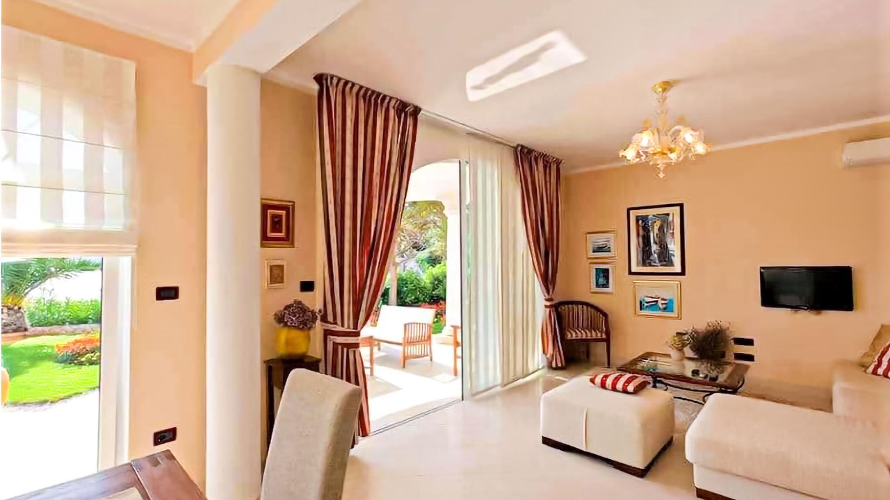 Photo of Bedroom in Vantacici