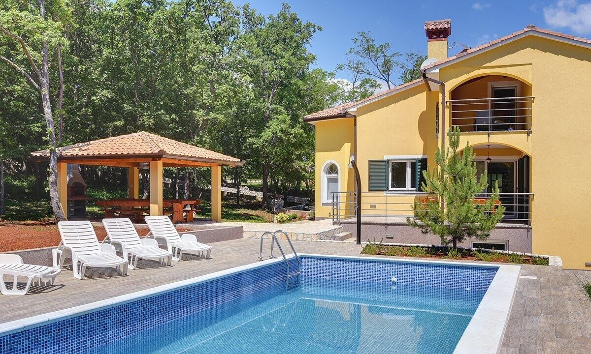Photo of Outdoor in Kapelica