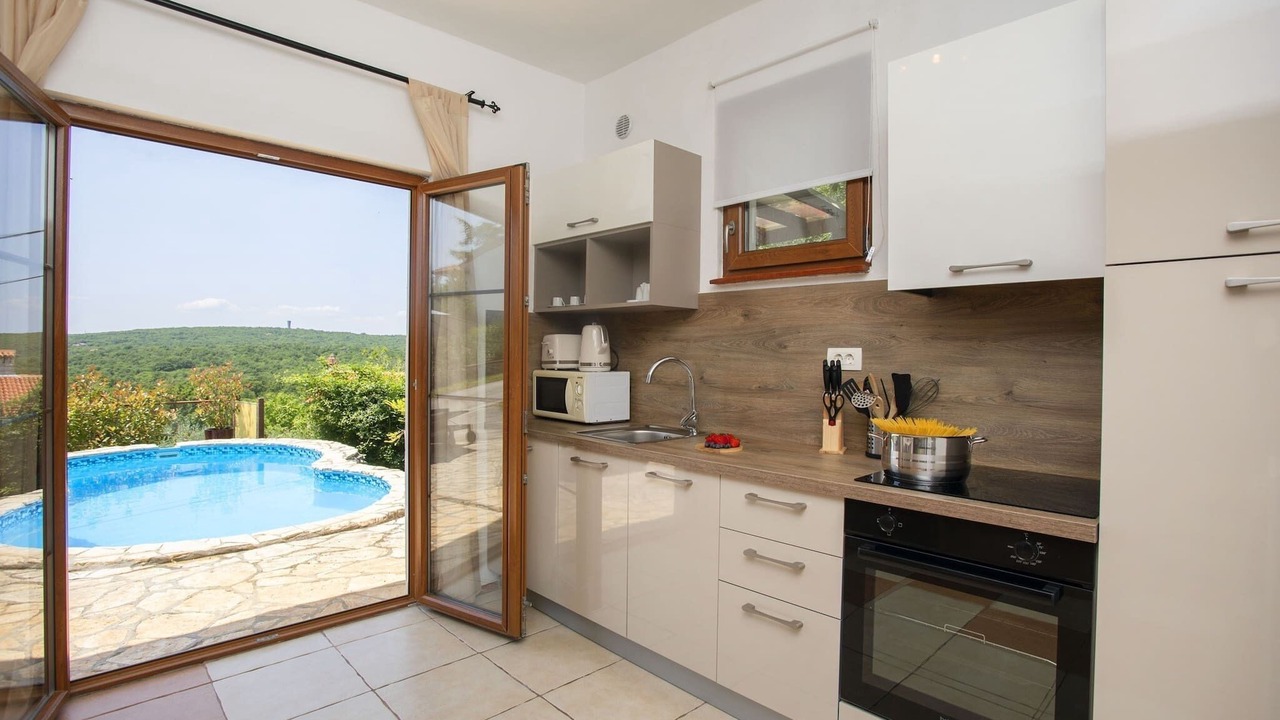 Photo of Kitchen in Ripenda Verbanci