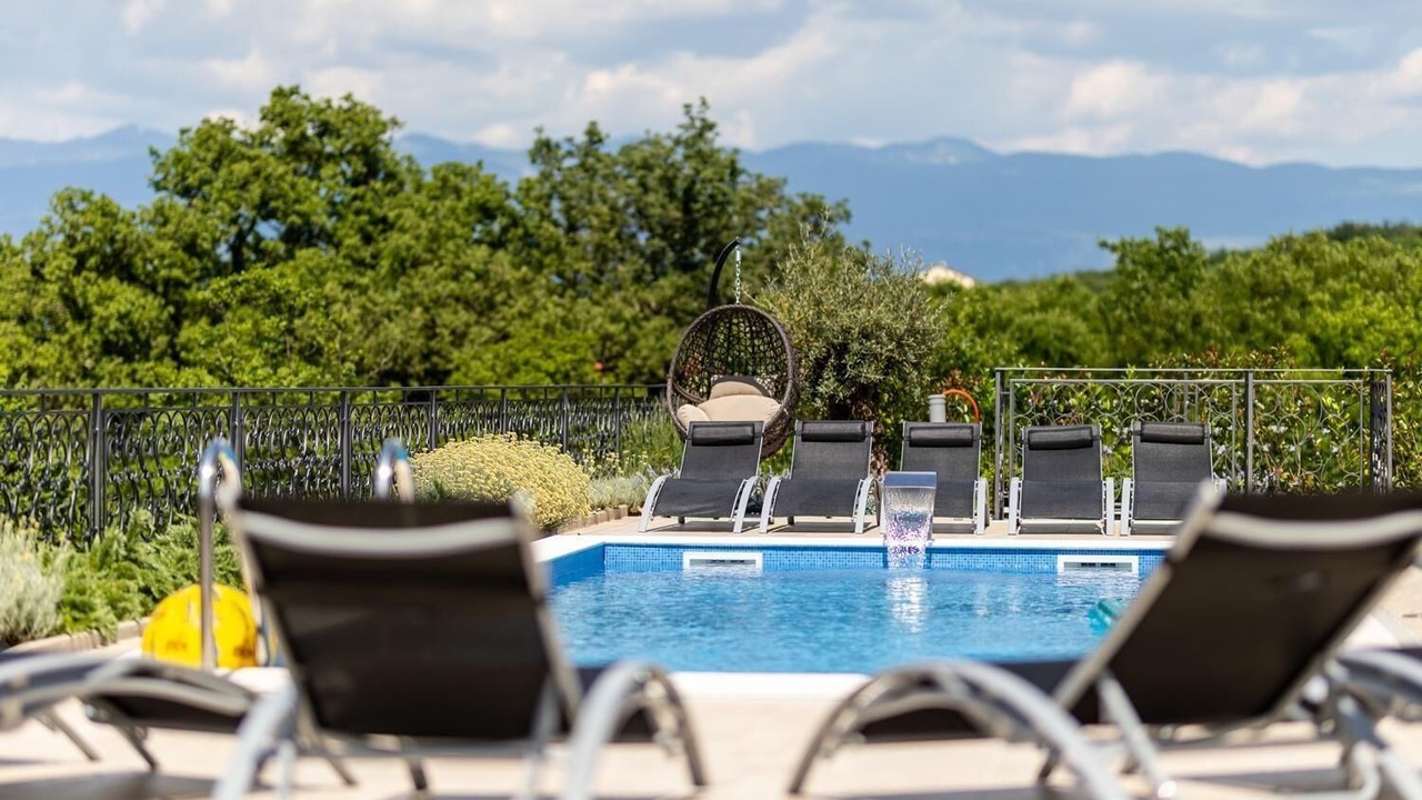 Photo of Outdoor in Klimno