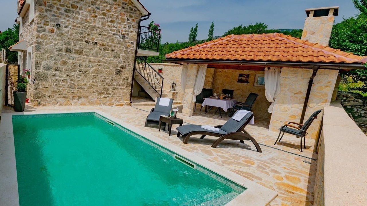 Photo of Outdoor in Drnis