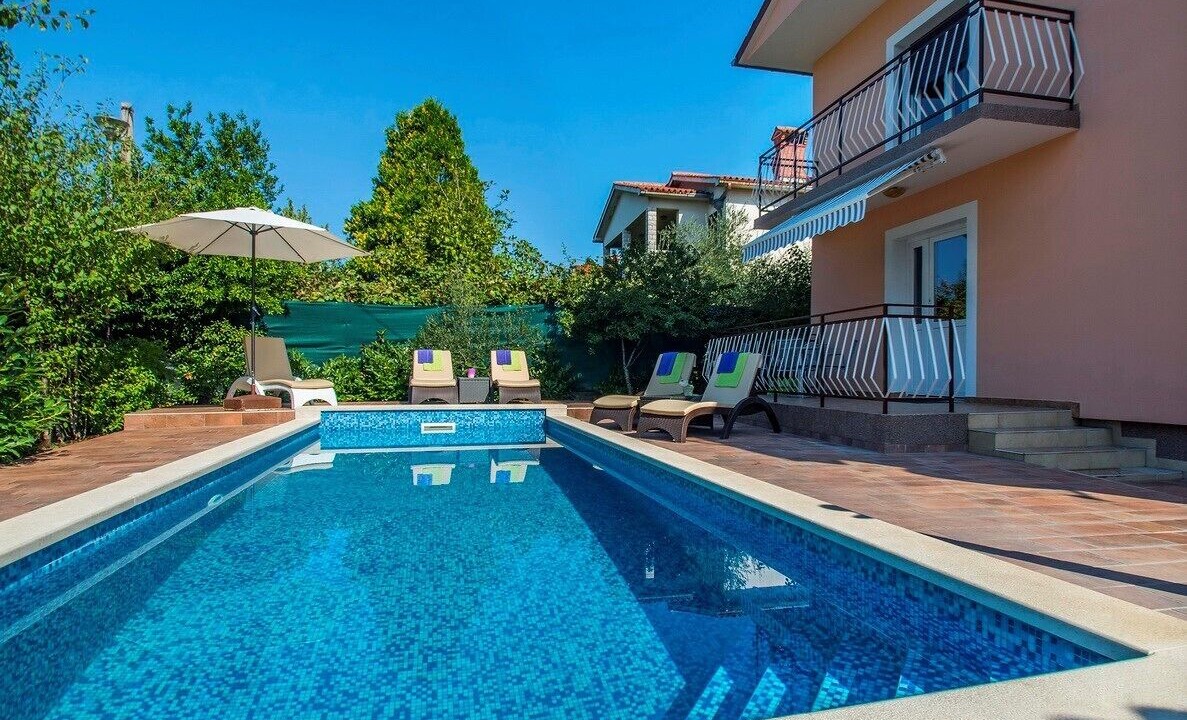 Photo of Outdoor in Strmac