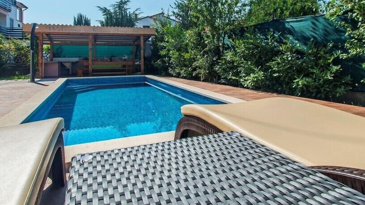 Photo of Outdoor in Strmac