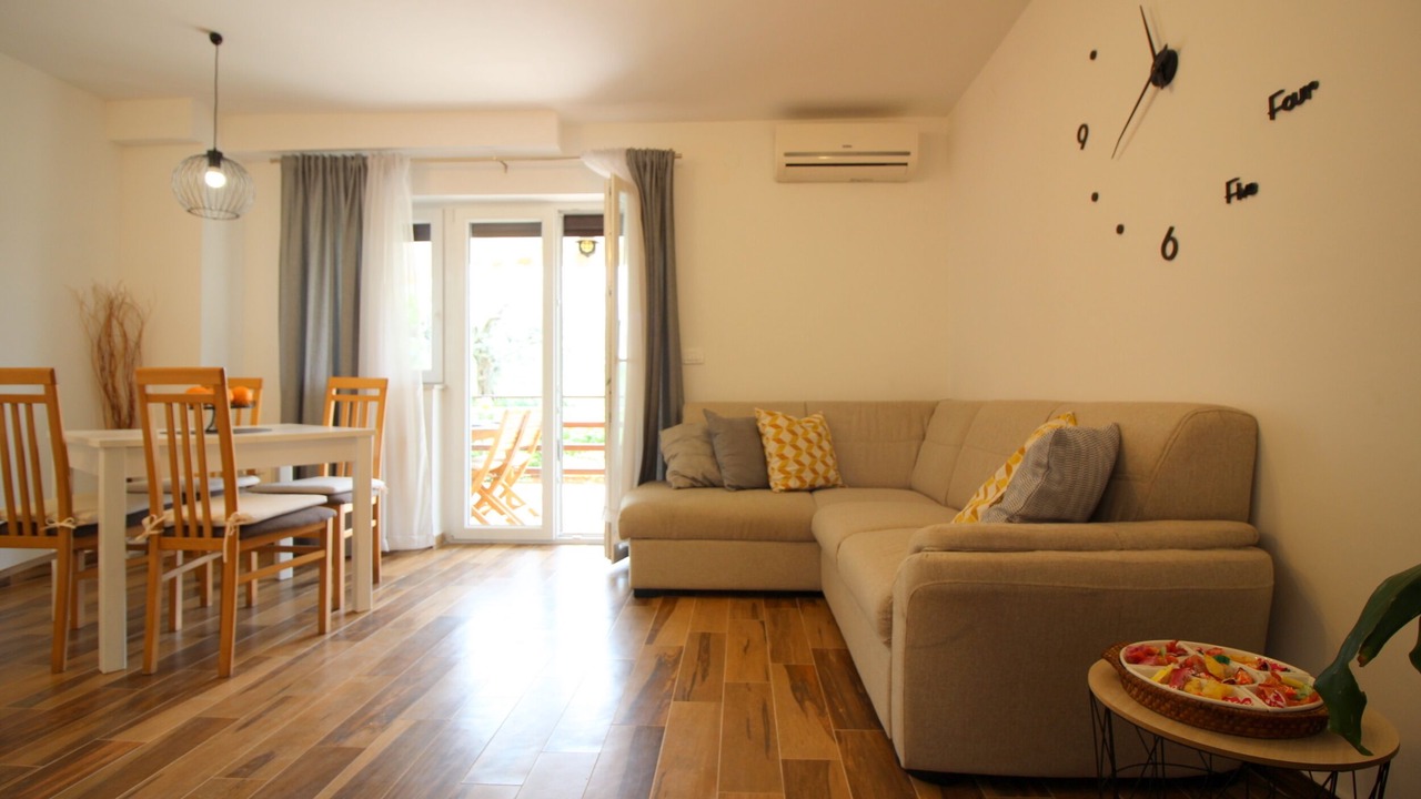 Photo of Livingroom in Mali Maj