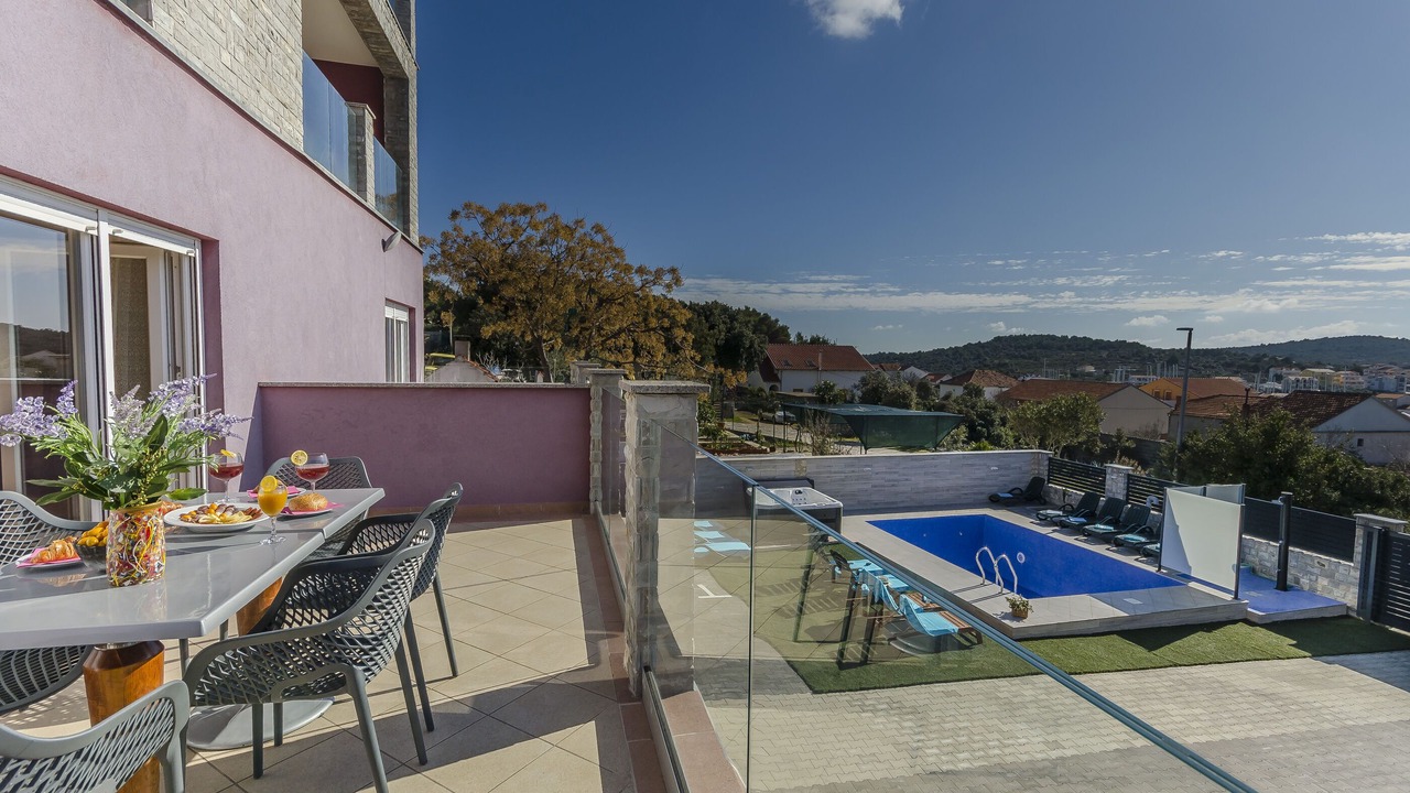 Photo of Outdoor in Jezera