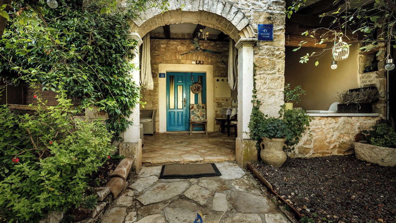 Photo of Outdoor in Vardica